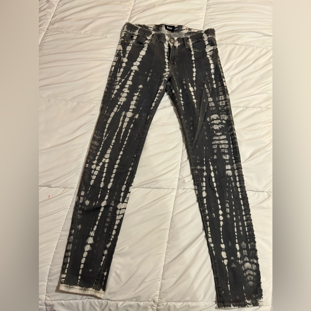 Hudson grey and white tie dye skinny jeans. Gently worn. Size 29